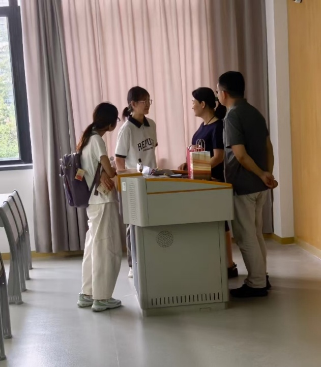 图片4.jpg 图片4.jpg